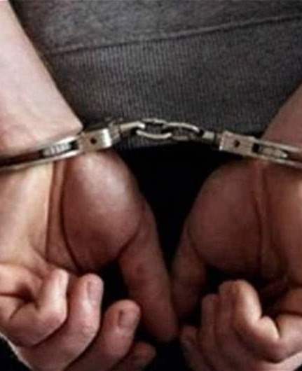 أطلق النار فأصاب شخصَين داخل ملهى ليلي... وشعبة المعلومات توقفه