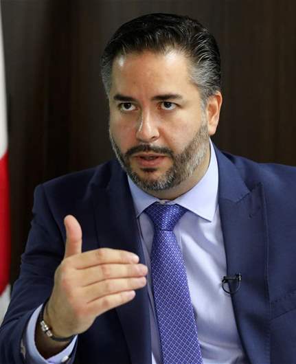 Former Economy Minister Amin Salam detained by internal security based on prosecutor’s order: Sources to LBCI