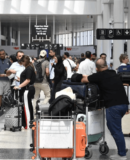 محاولات تهريب الأموال عبر مطار بيروت مستمرة رغم الرقابة اللبنانية والدولية (الشرق الأوسط)