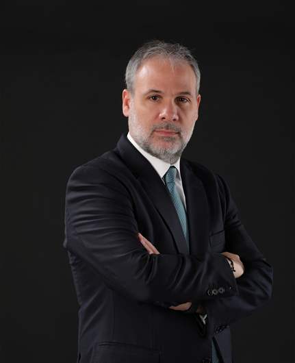 Imad Martinos wins Beirut Bar Association presidency with 2,436 votes