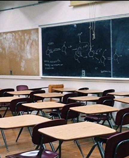 مع تجدّد العاصفة..وزيرة التربية تترك قرار إقفال المدارس لإداراتها 