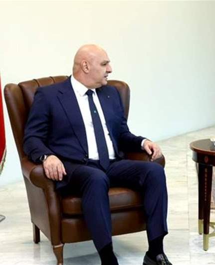 عون وسلام وقعا مرسوم دعوة مجلس النواب الى عقد استثنائي