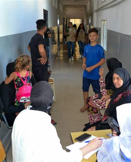 وحدة ادارة الكوارث تدعو النازحين لتسجيل بياناتهم الشخصيّة ومكان تواجدهم لضمان وصول المساعدات الاجتماعية