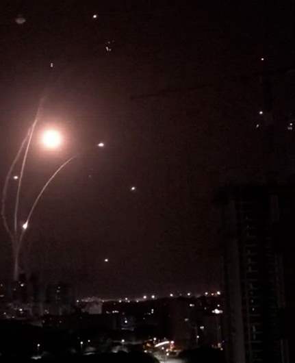 Escalating rocket barrages push Israel to expand targets