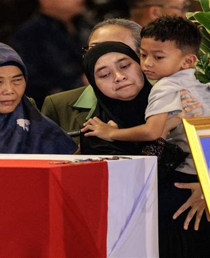 اندونيسيا تستقبل جثث ثلاثة من جنودها في اليونيفيل قضوا في جنوب لبنان