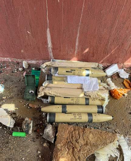 الجيش الإسرائيلي: قوات غولاني تعثر على معدات عسكرية لحزب الله داخل مدرسة في جنوب لبنان (صور)