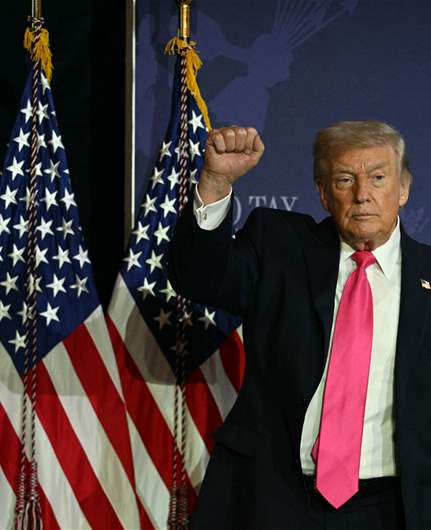 Trump says ‘we will make Lebanon great again’ 