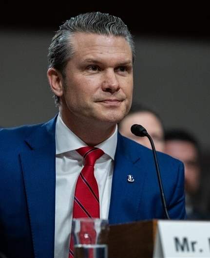 وزير الدفاع الأميركيّ واجه انتقادات لاذعة من النواب الديموقراطيين