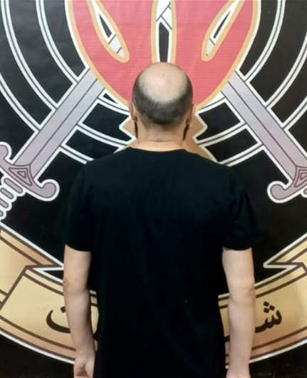 ساعد شخصًا في حجز غرفة في أحد فنادق المعاملتين ثم قام بسرقته... وشعبة المعلومات توقفه