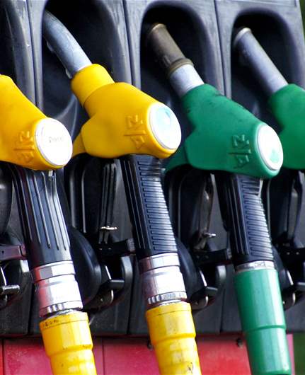 Lebanon updates fuel prices as gasoline and diesel costs decline