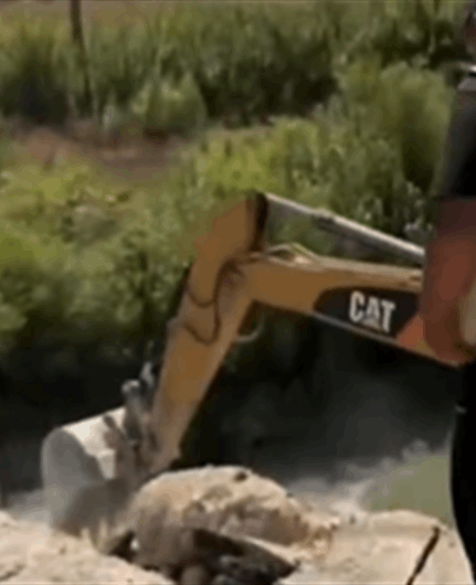 Temporary crossing restores hope after destruction of Qaaqaiyet al-Jisr bridge: The details 