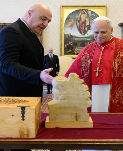 President Aoun meets Pope Leo at Vatican, urges support for full Israeli withdrawal from Lebanon