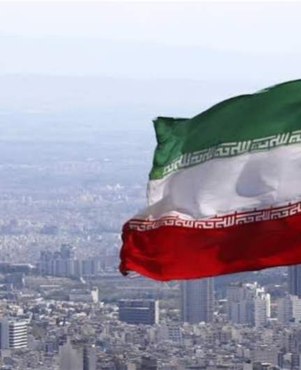 فانس رجّح تخلّي إيران عن برنامجها النوويّ من خلال المفاوضات
