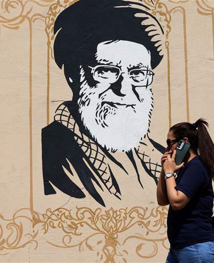 Without headscarves, women take part in Tehran race despite warnings