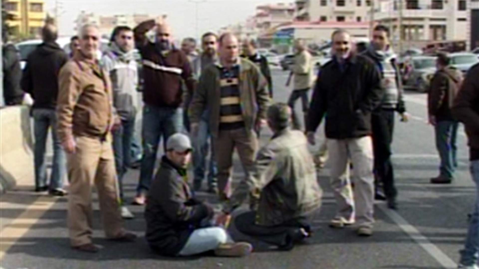 اعتصام لعمال مؤسسة كهرباء لبنان في البقاع وسط تدابير أمنية مشددة