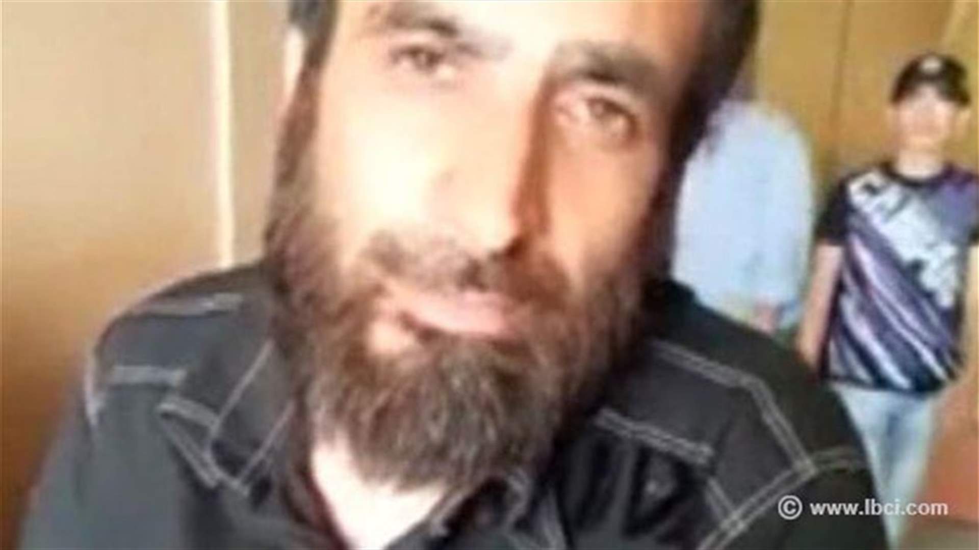 أجوبة هايدبارك : هل توافق أن الشيخ أحمد الأسير يعدّ لحرب أهلية في صيدا؟  