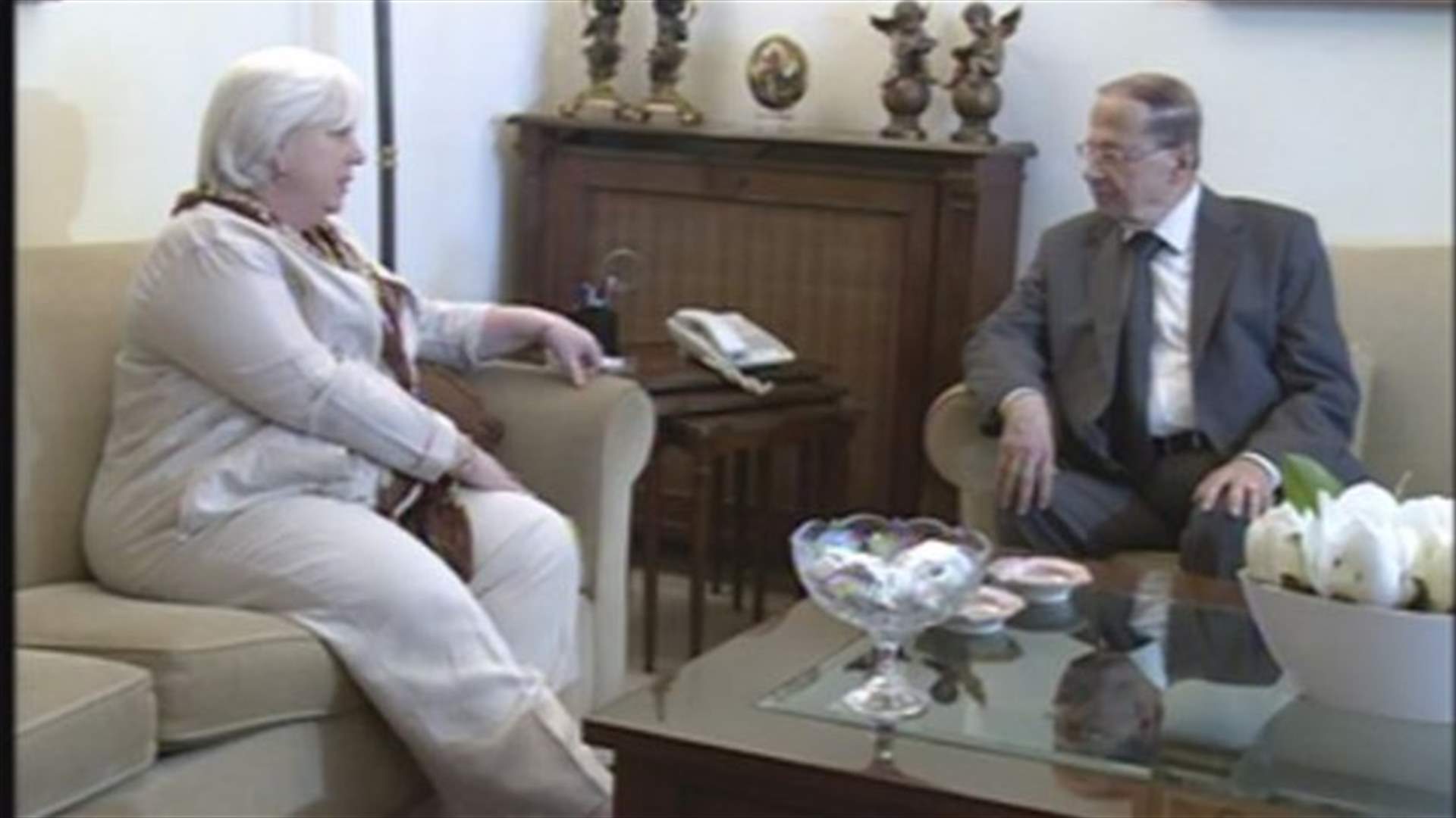 Connelly meets with Aoun, expresses US concern over clashes in Lebanon