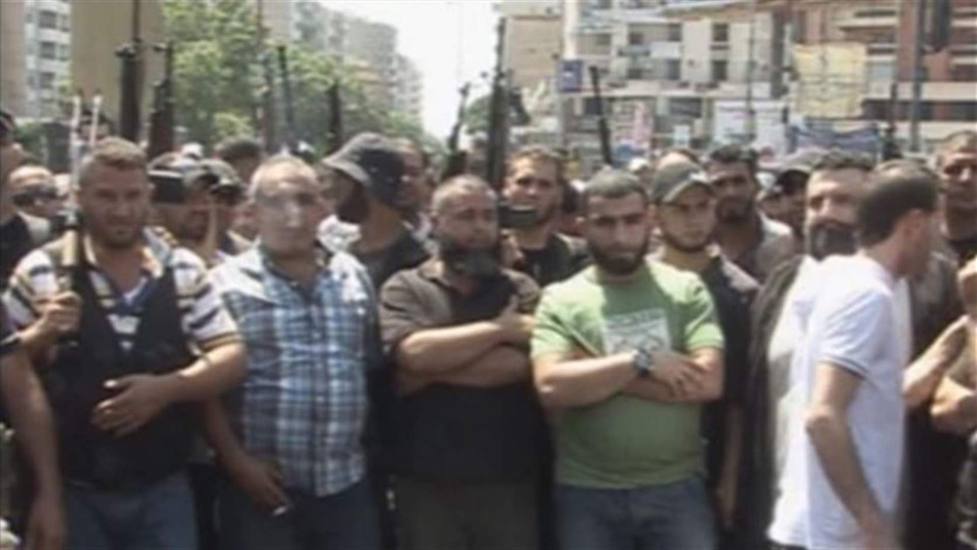 REPORT: Gunmen roam Tripoli&#39;s streets in support of Sheikh al-Assir