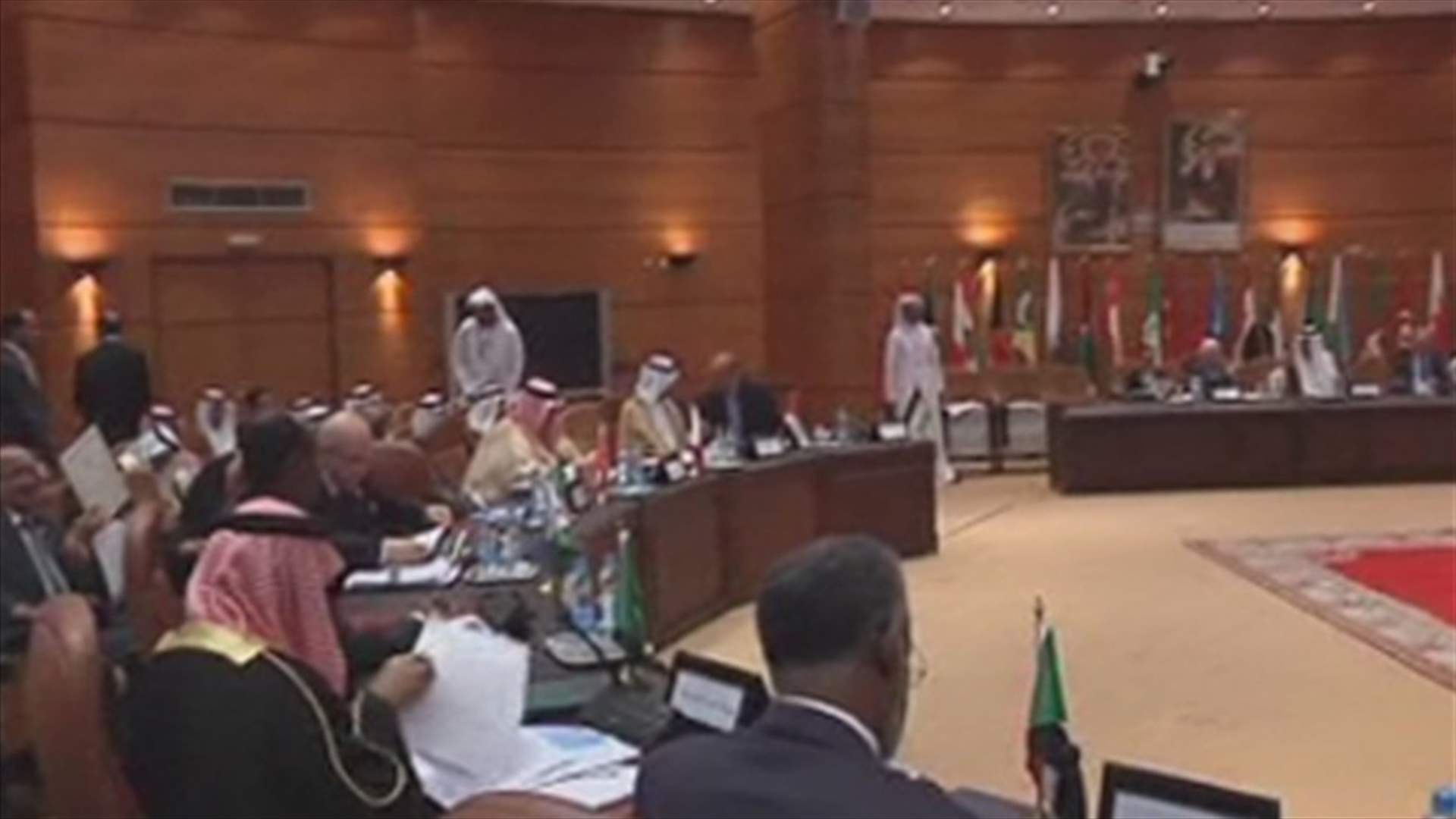 الجامعة العربية تهدد سوريا بعقوبات اقتصادية وتمهلها 3 أيام لتنفيذ خطة عملها