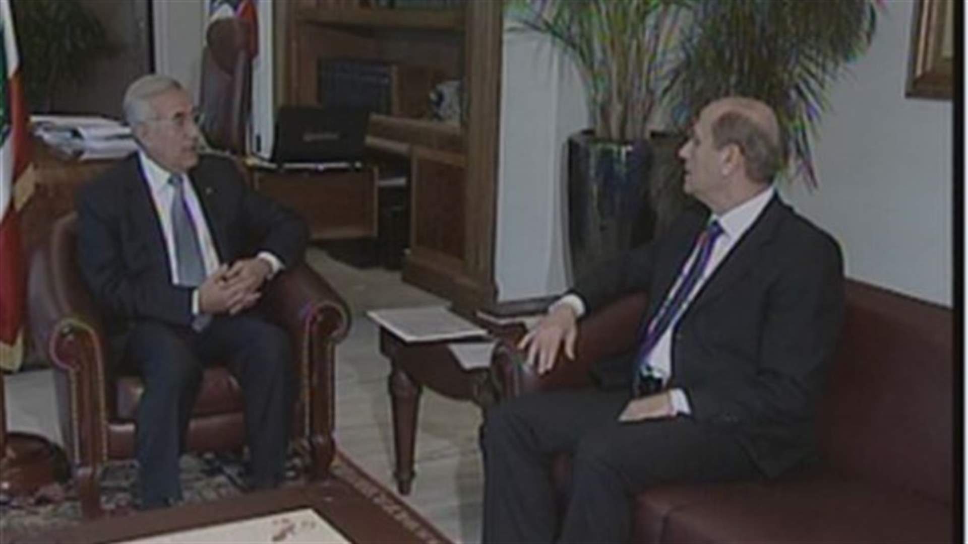 President Sleiman meets with MP Aoun, discusses latest developments
