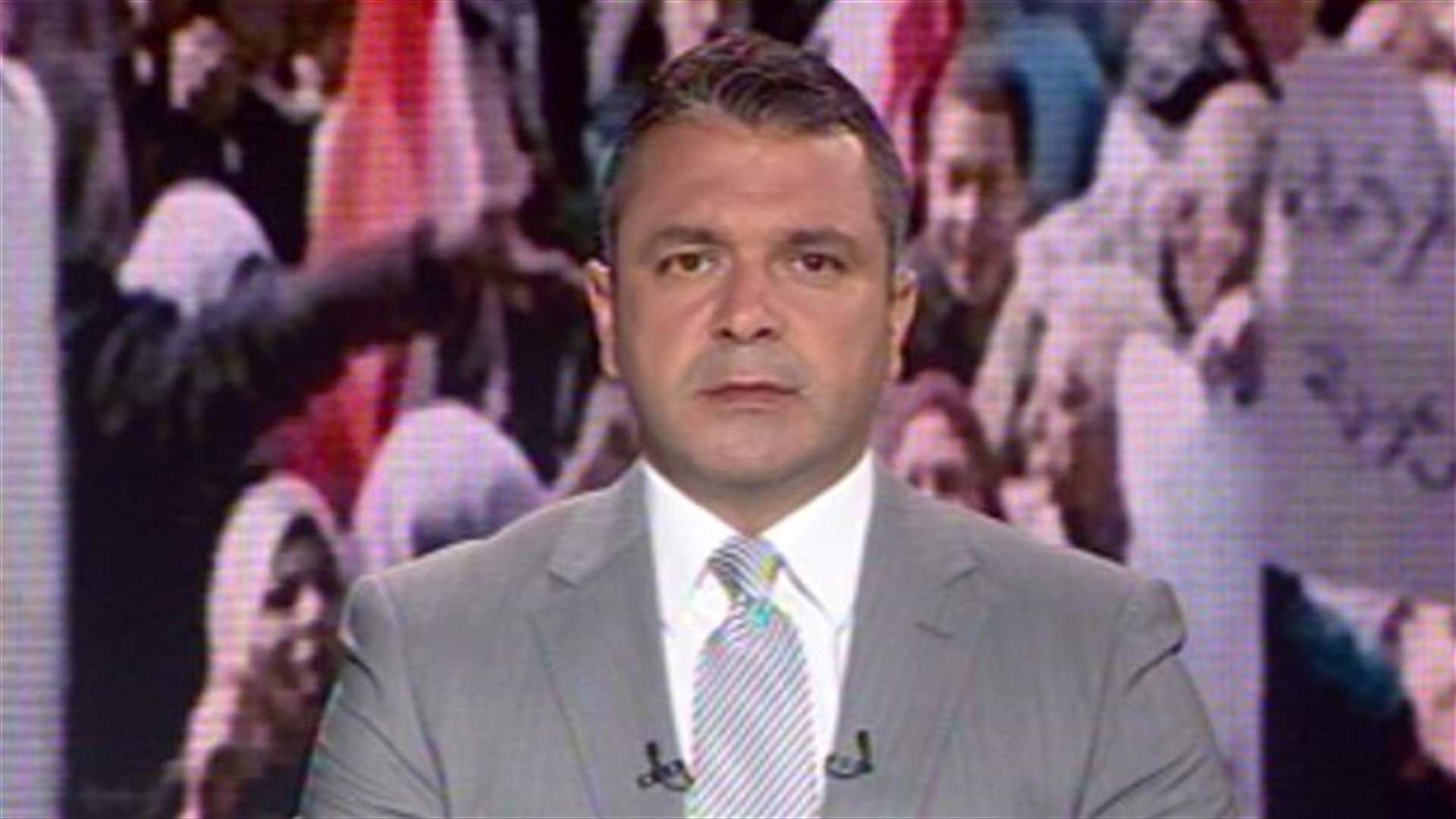 مقدمة النشرة المسائية 6-07-2013