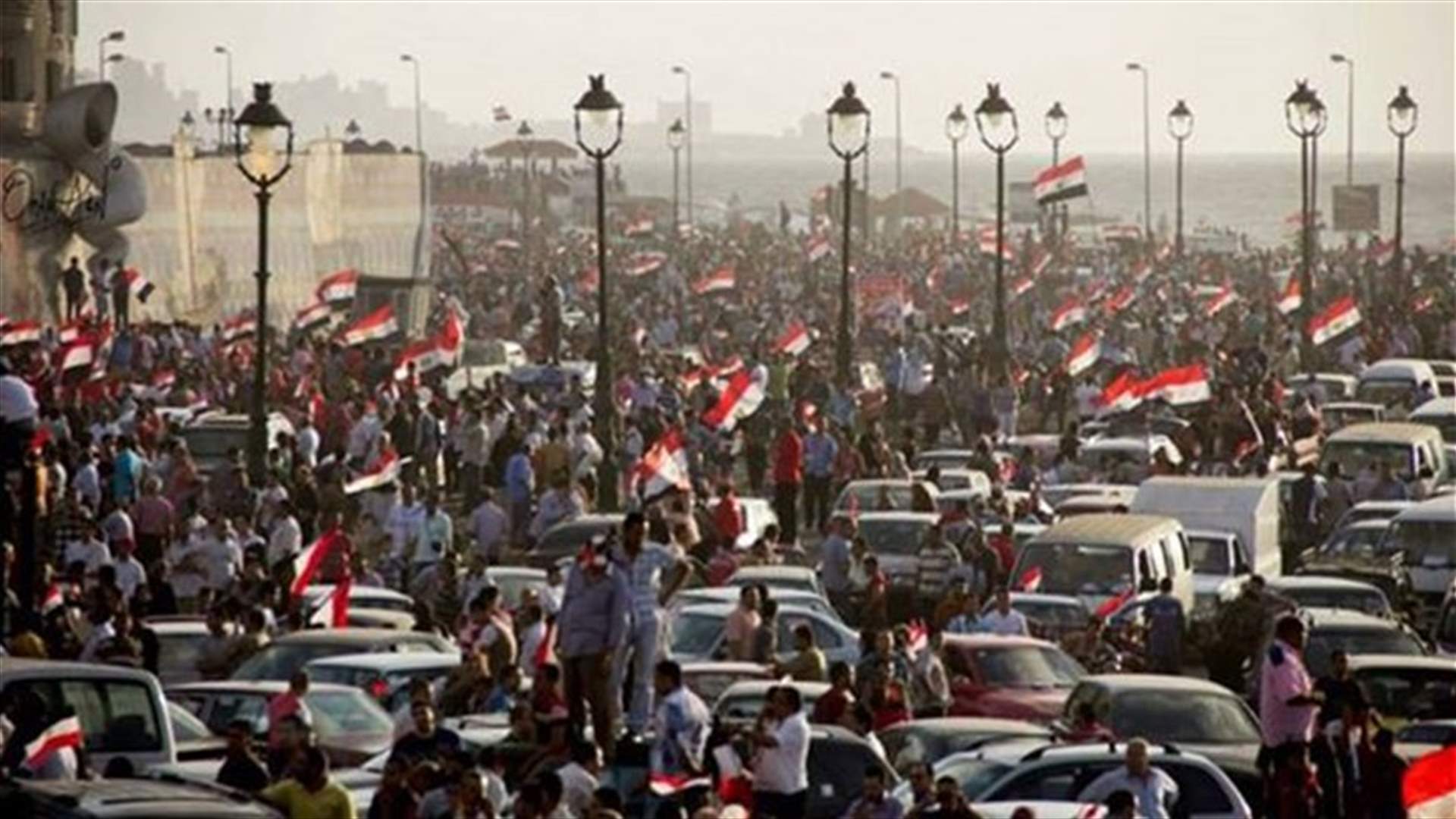 REPORT: Splits in Egypt leadership amid new protests