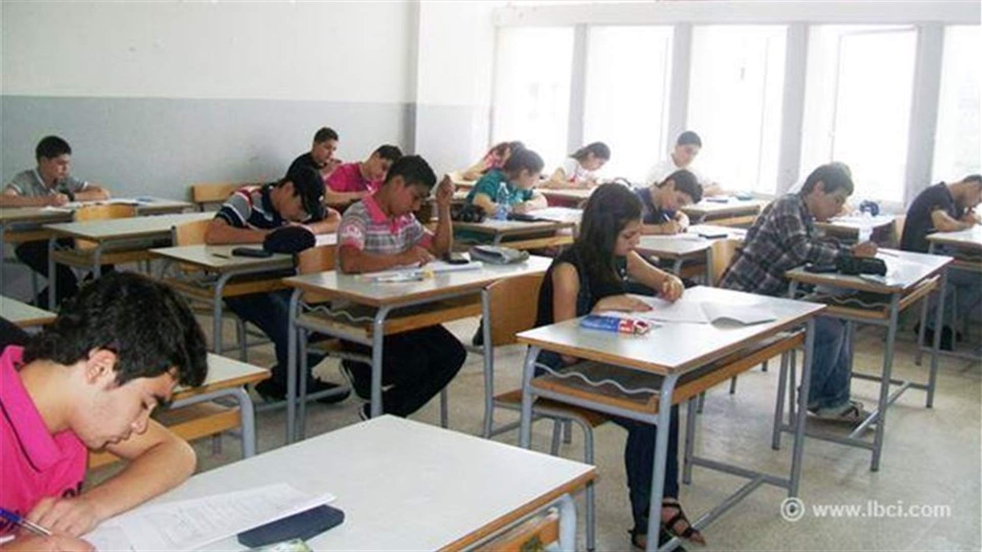 نتائج امتحانات الشهادة الرسمية تصدر بعد 10 أيام