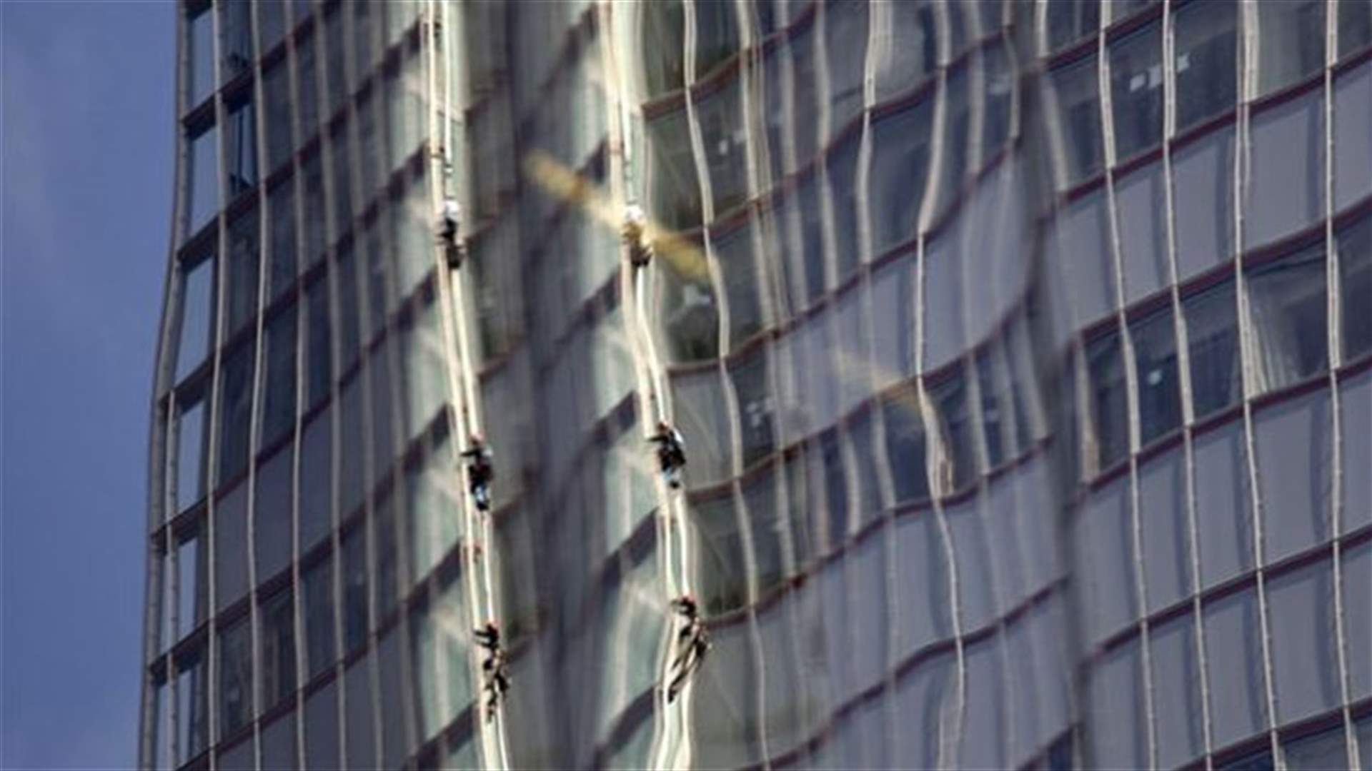 Environmental activists scale London's Shard tower