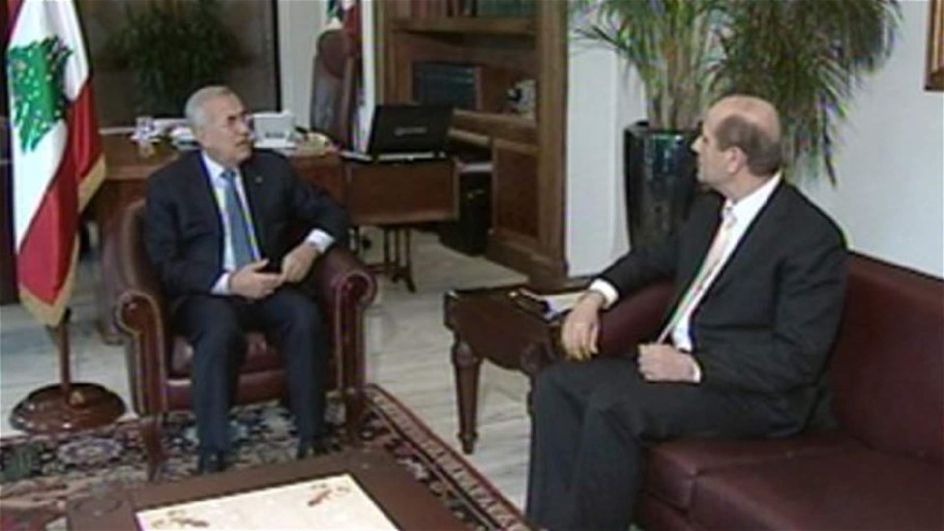 Sleiman meets with Charbel, tackles security situation