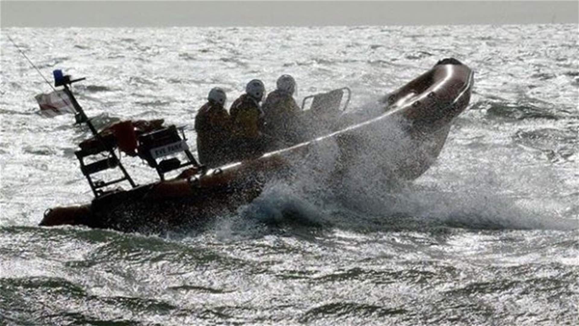 Most passengers rescued after asylum seekers boat sinks off Indonesia