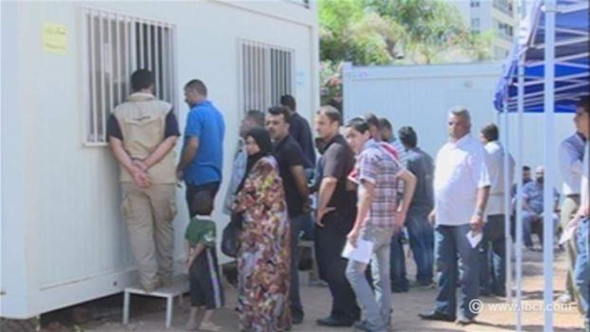  تزايد أعداد النازحين قد يتسبب بأزمة اقتصادية كبرى