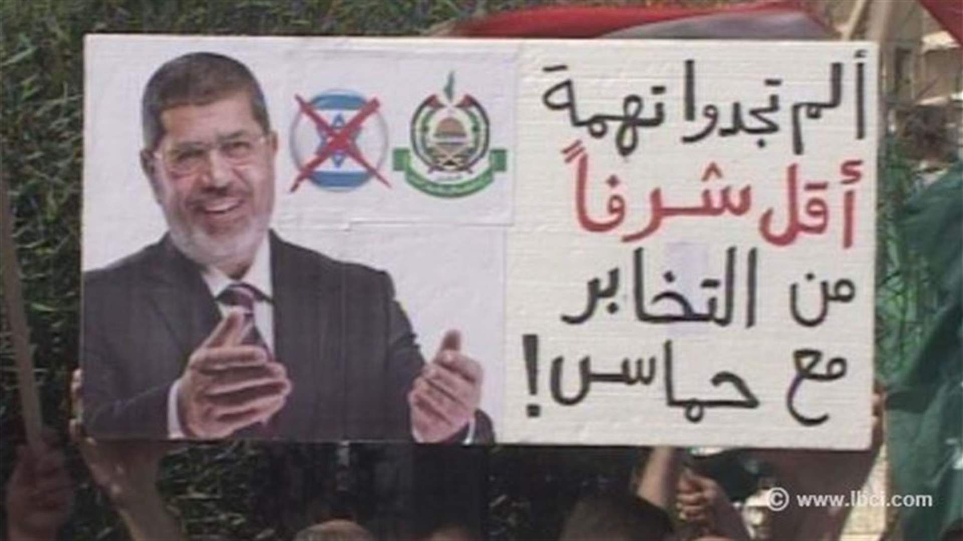 Egypt arrests more Islamists as EU official visits