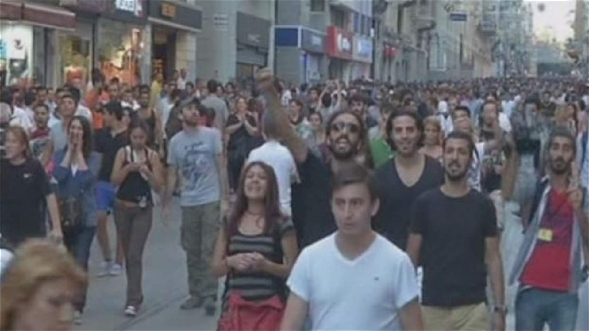 Turkish police fire water cannon, teargas at Istanbul protesters