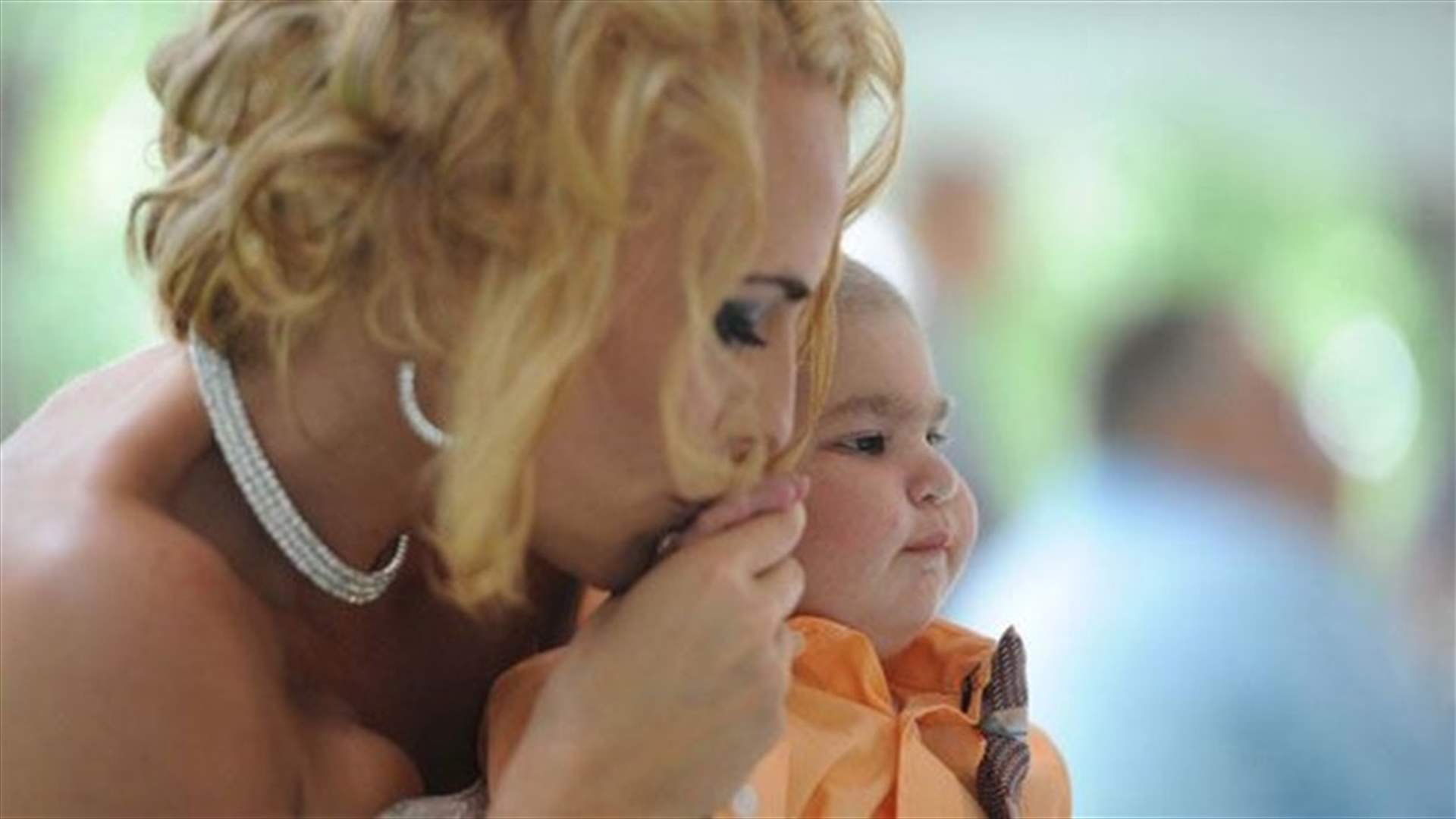 Couple weds with two-year-old dying son