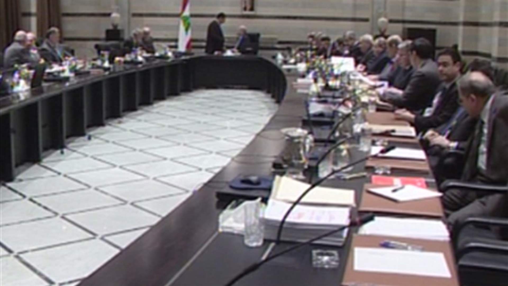 ميقاتي طلب من منصور الحصول على معلومات من كونيلي حول موضوع الـCIA