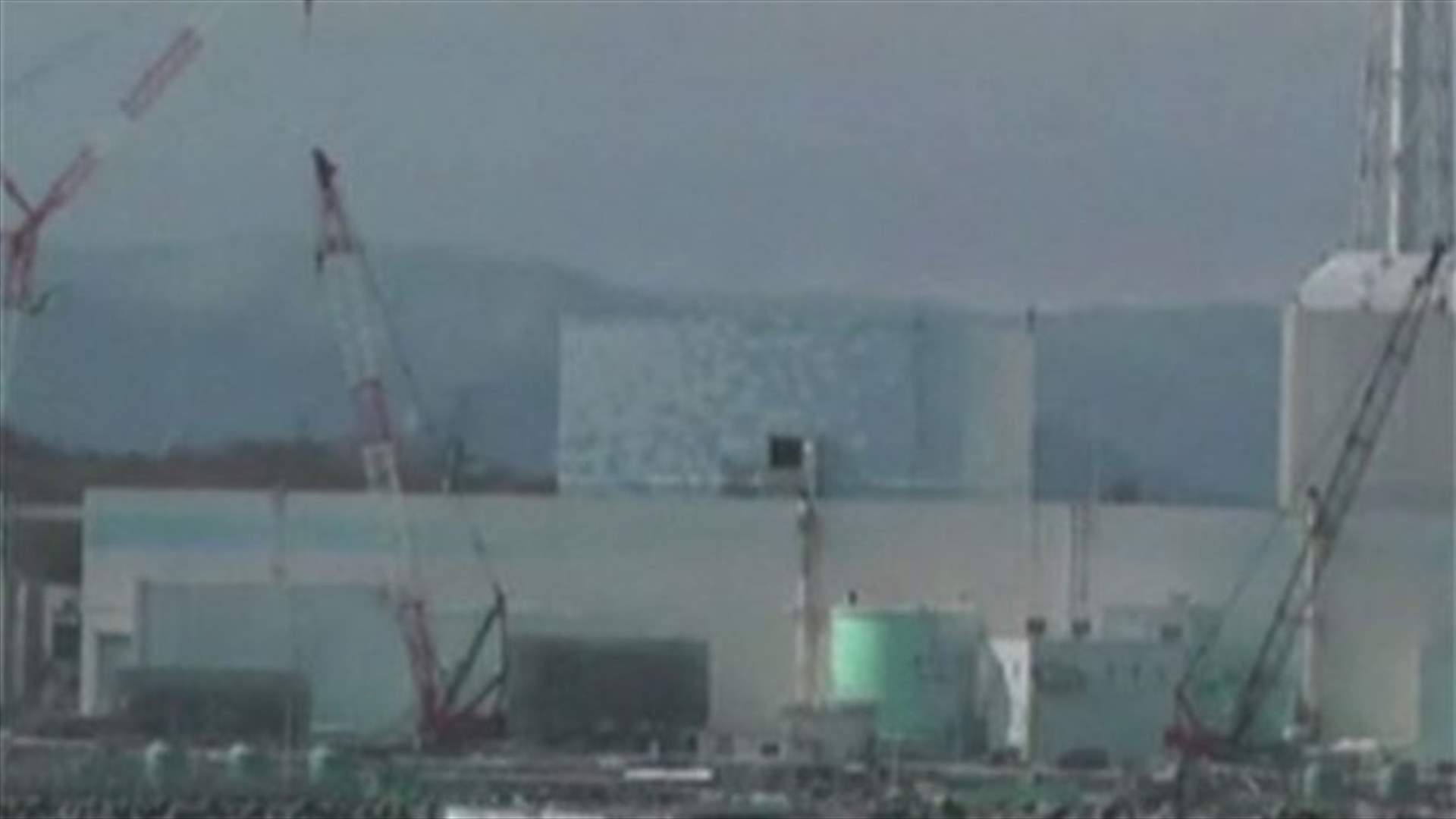 Japan gov't to help stop radioactive water leaks