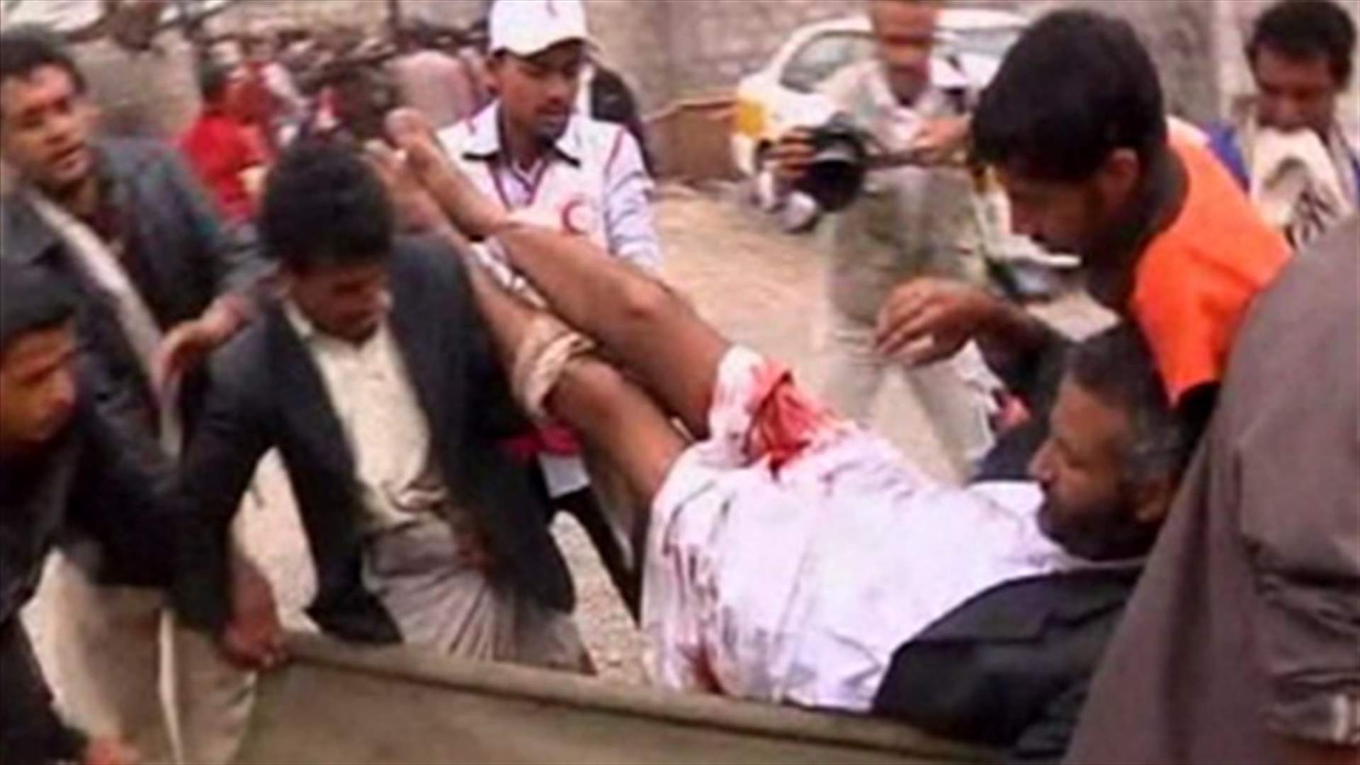 قتلى باطلاق نار على تظاهرة مناهضة للنظام بصنعاء ...وصالح يطلب محاسبة المسؤولين