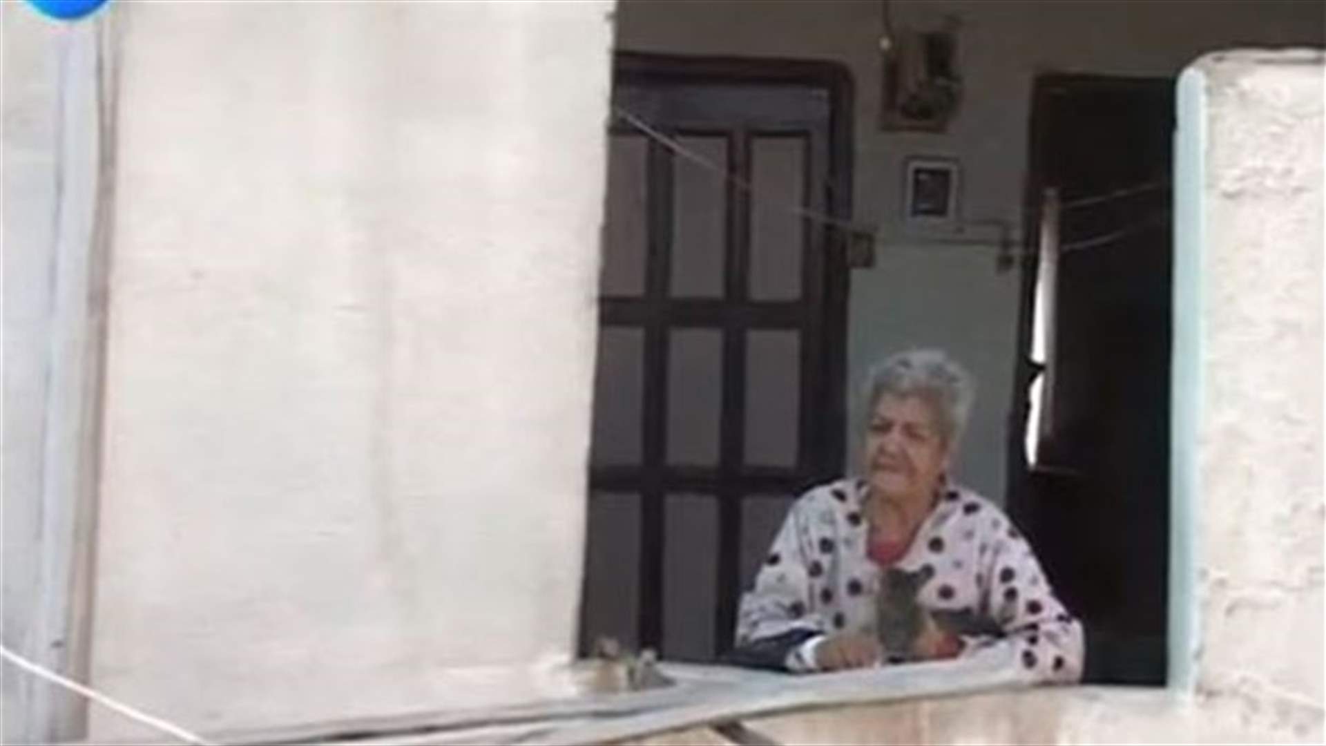 سجن والدته سنة كاملة