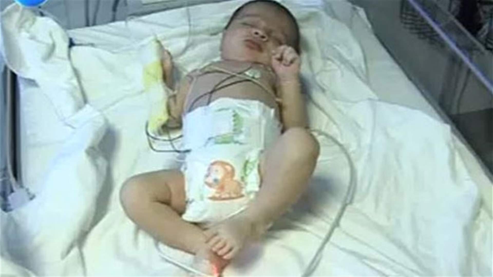 الرئيس سليمان ينقذ طفلاً