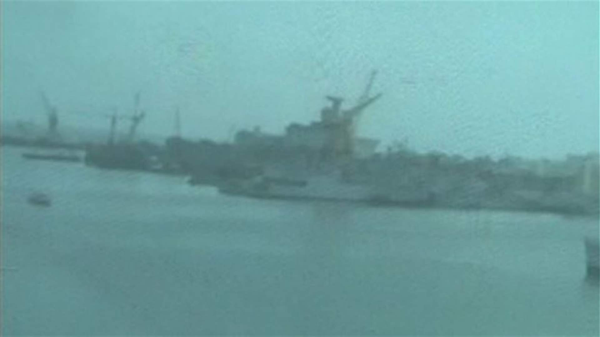 انفجار على متن غواصة عسكرية هندية في بومباي 