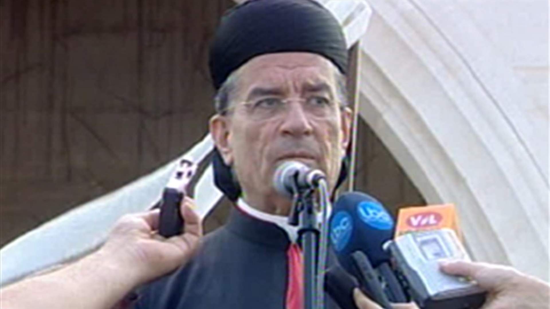 الراعي يدعو لعدم بيع الأراضي مهما كانت الظروف