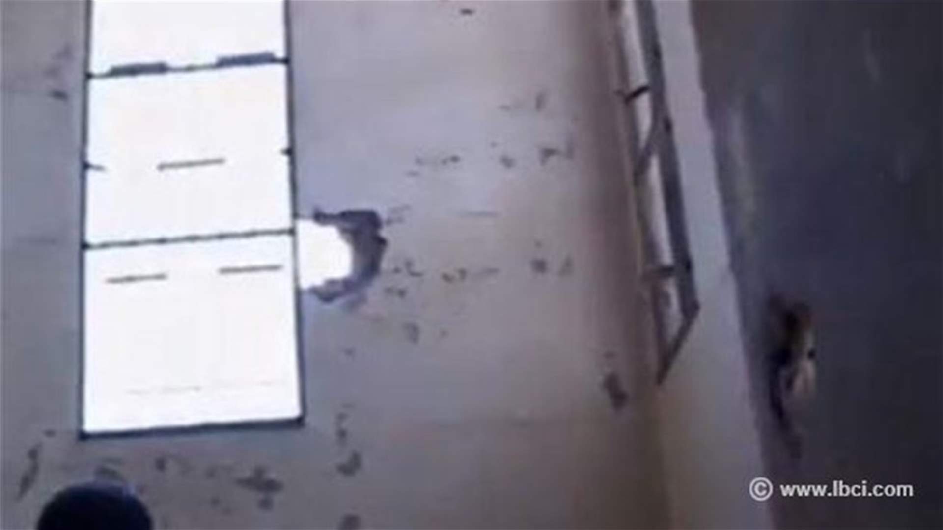 تضرر منازل في وادي خالد بقذائف من الجانب السوري