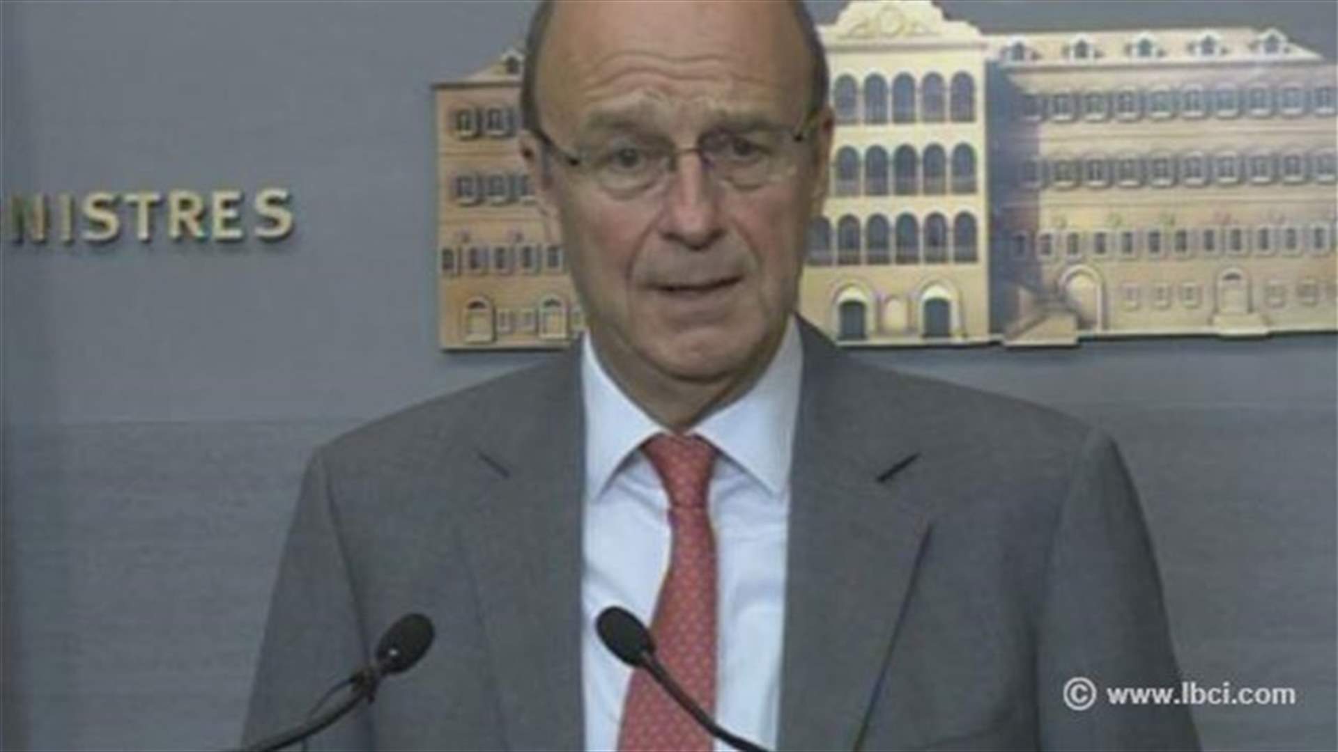 Plumbly warns against negative repercussions of Syrian crisis on Lebanon