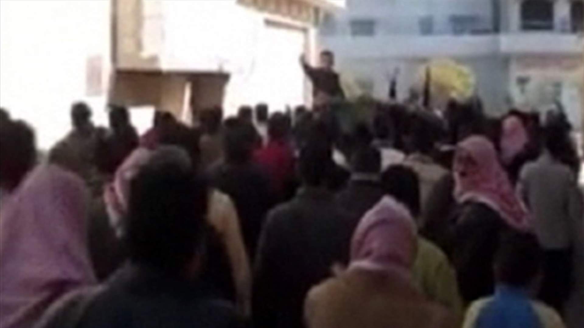 15 Syrians killed, huge crowds in Hasaka rejecting Arab League decisions