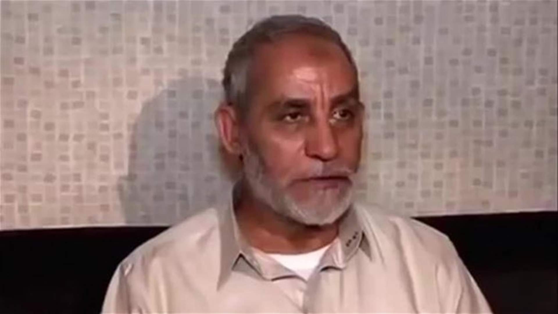 Leader of Egypt's Brotherhood suffers heart attack in jail - state paper