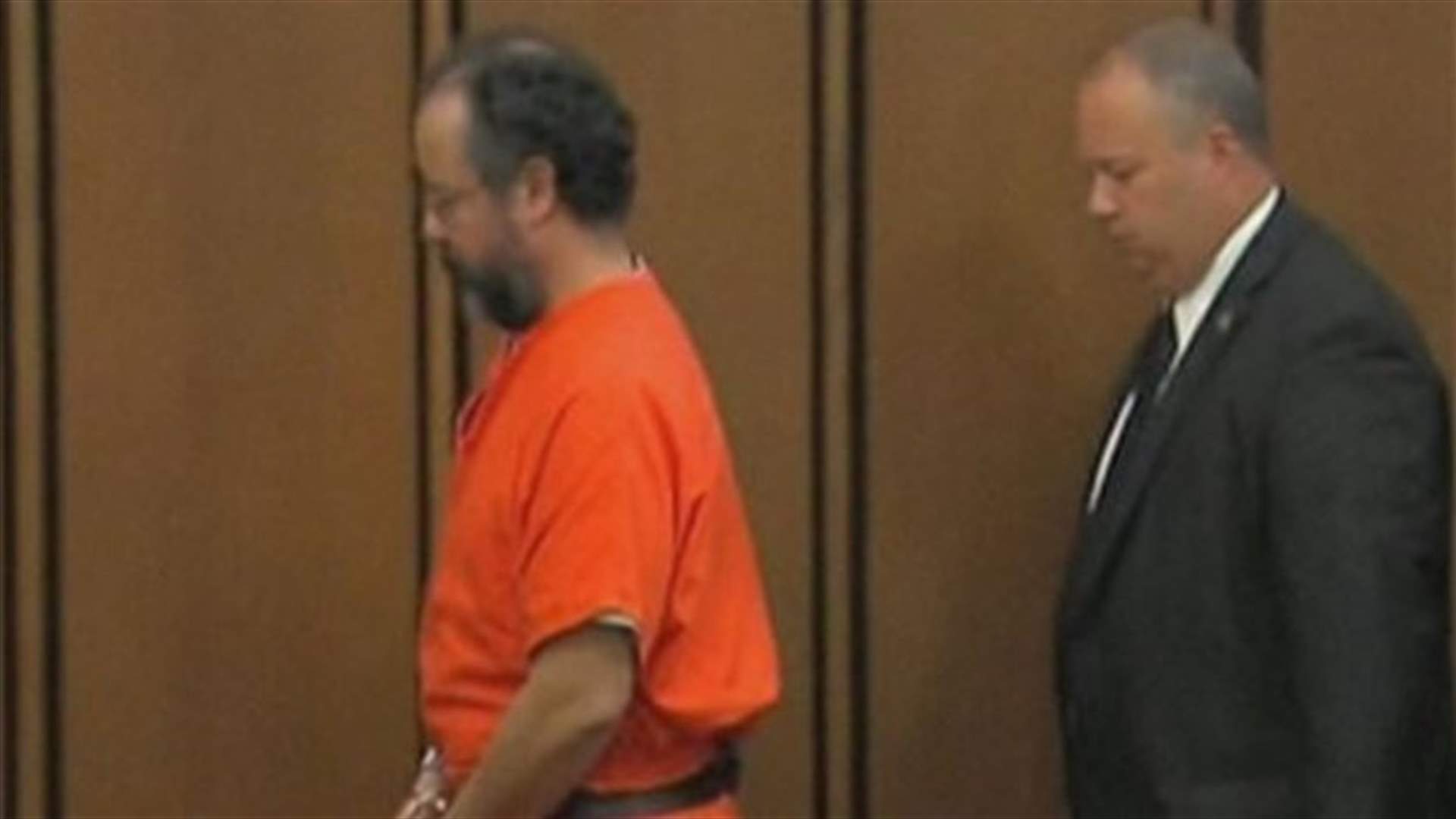 US man who held 3 women captive kills himself