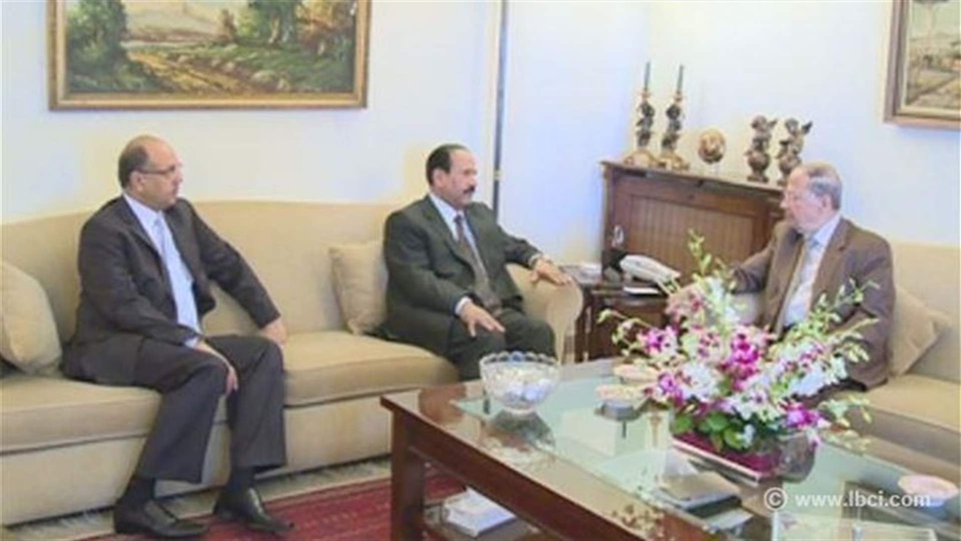 Saudi Ambassador holds talks with FPM, Kataeb leaders