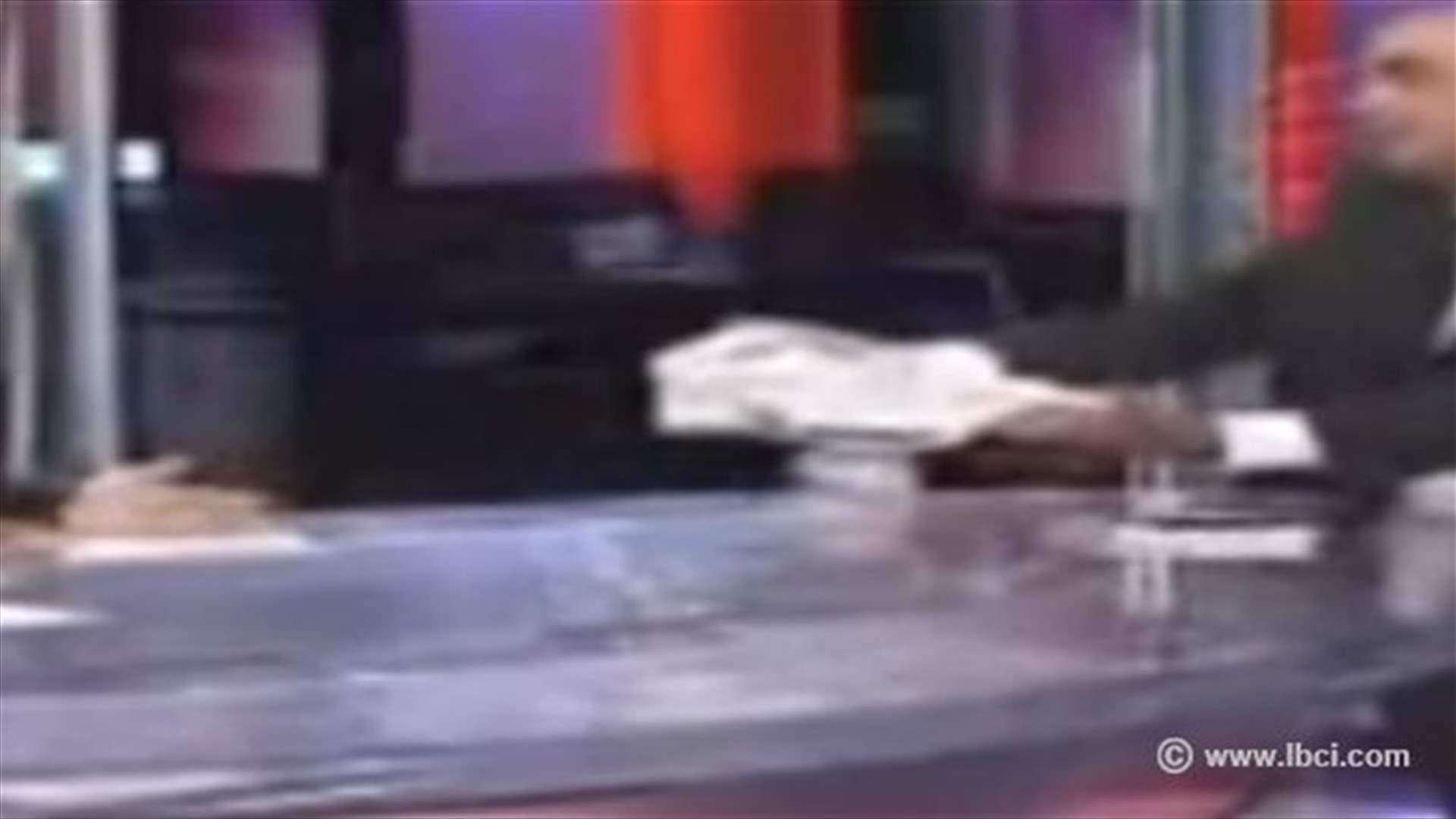 المخرج المصري لم يكن يلبس البيجاما خلال مقابلة وزير الداخلية