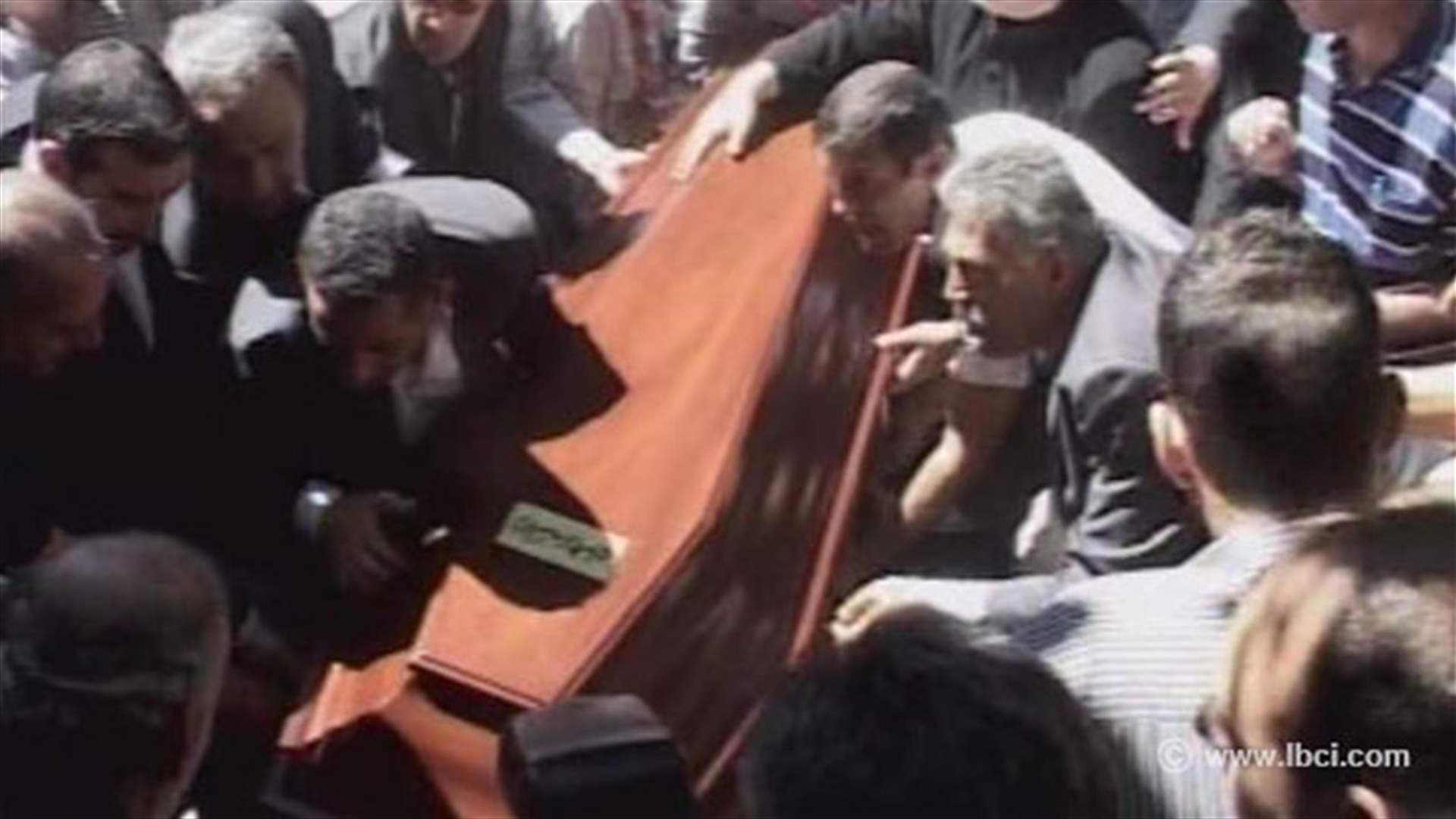 تشييع مي ارسلان جنبلاط بمأتم رسمي وشعبي في المختارة