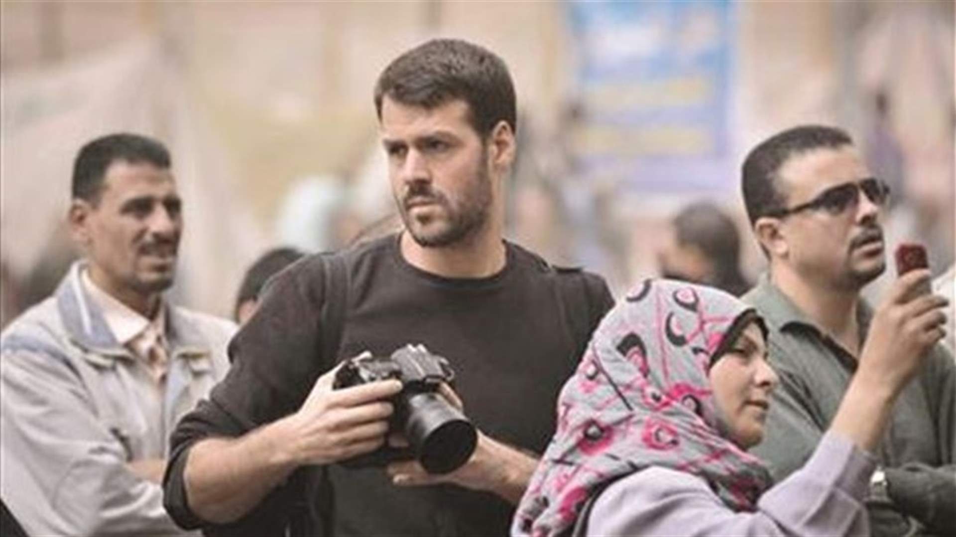 مصوّر يروي تفاصيل اختطافه بسوريا: حررني سياسي لبناني ورجل أعمال سوري